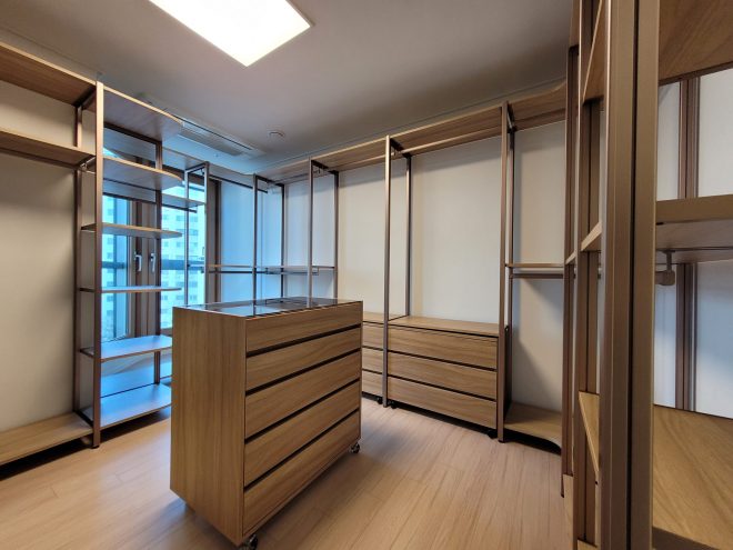 이촌로 래미안아파트 드레스룸